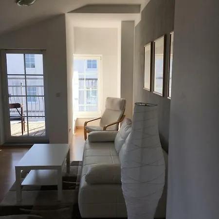 Paula 10 Apartment